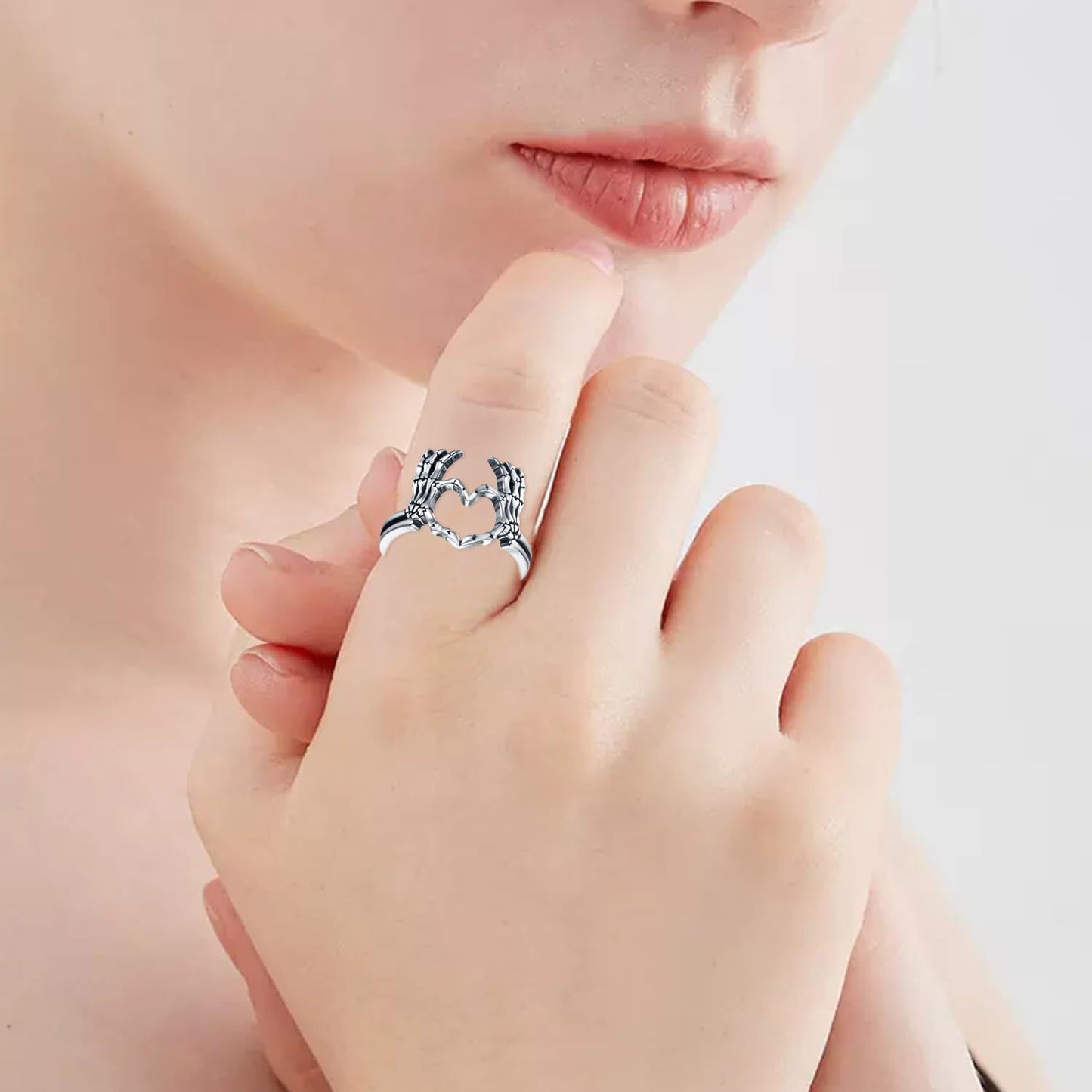 Skull Than Heart Paw Index Finger Retro Ring